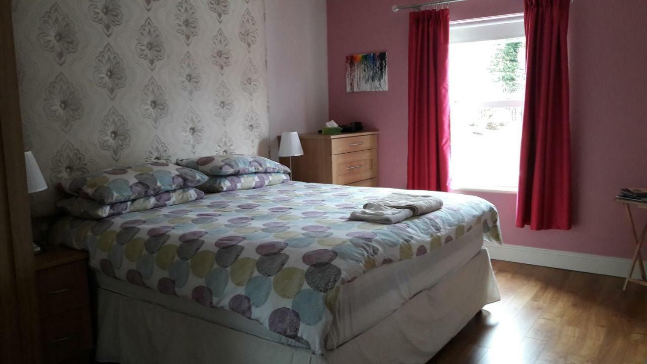 Arvalee Retreat With Outdoor Hottub Bed and Breakfast Omagh Exteriör bild